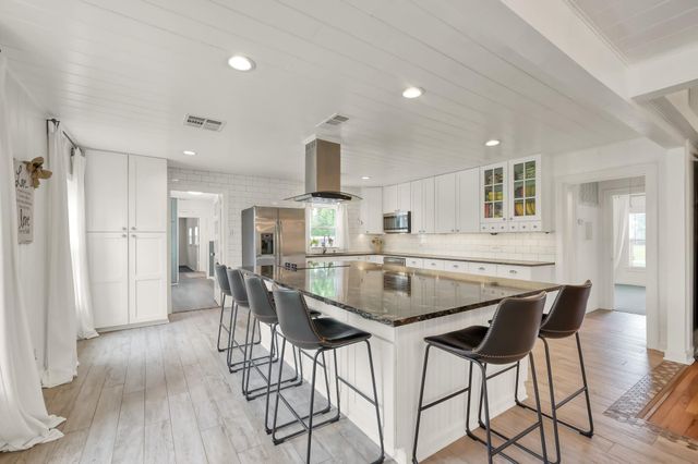 40323 Community Road, Magnolia, TX 77354