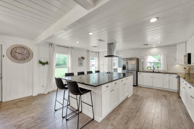 40323 Community Road, Magnolia, TX 77354