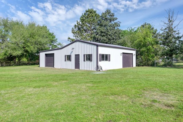 40323 Community Road, Magnolia, TX 77354