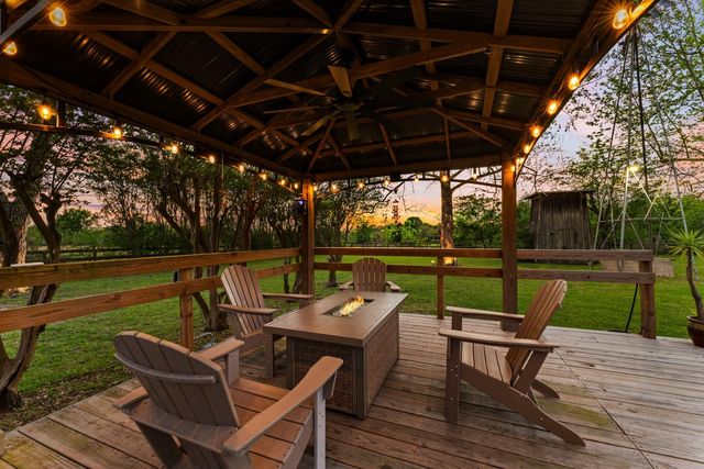 40323 Community Road, Magnolia, TX 77354