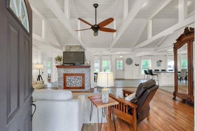 40323 Community Road, Magnolia, TX 77354