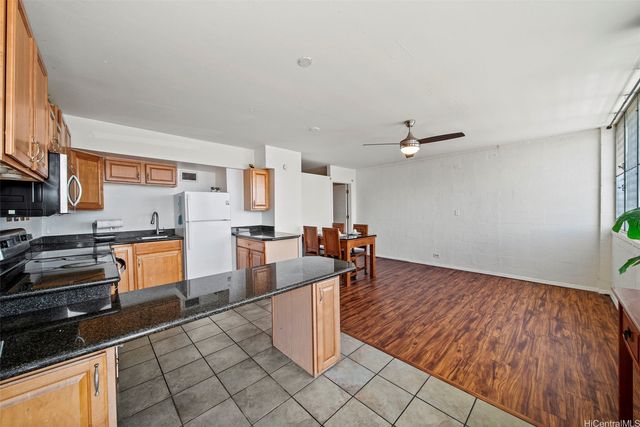 94-249 Waikele Road B4, Waipahu, HI 96797