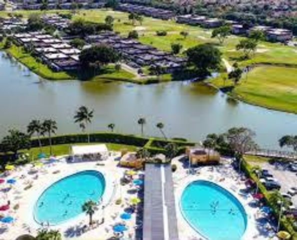 318 N Seville N 318, Delray Beach, FL 33446