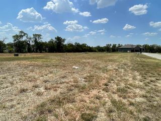 8385 E Summerside Place, Bel Aire, KS 67226