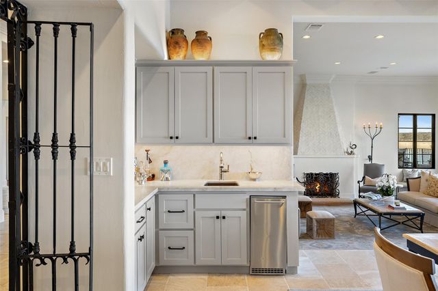 16106 Chateau Ave, Austin, TX 78734