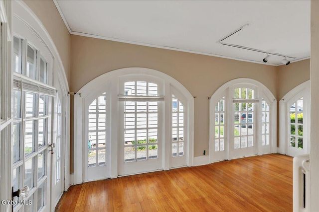 246 S Main Avenue, Albany, NY 12208