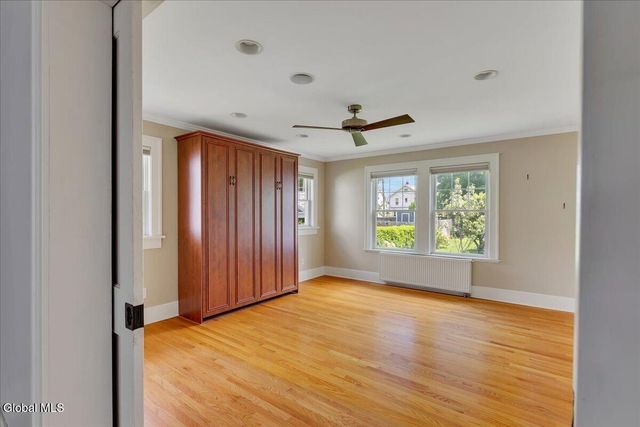 246 S Main Avenue, Albany, NY 12208
