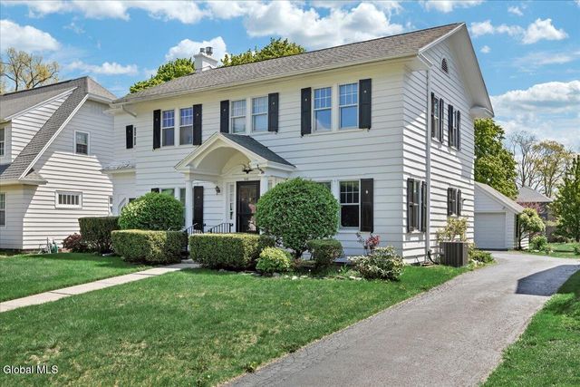 246 S Main Avenue, Albany, NY 12208