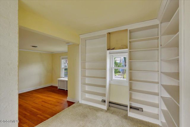 246 S Main Avenue, Albany, NY 12208