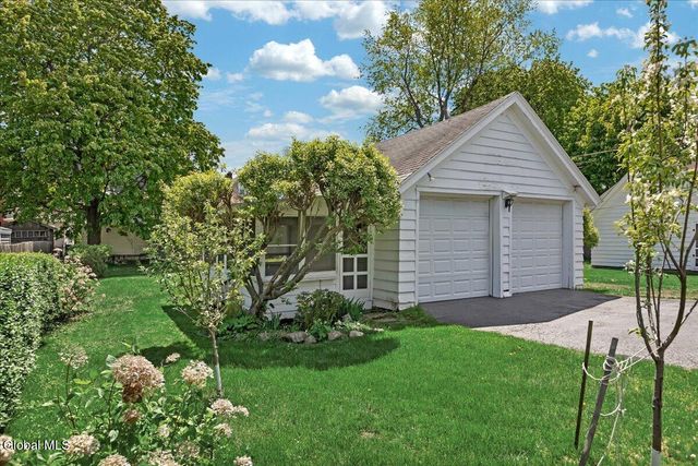 246 S Main Avenue, Albany, NY 12208