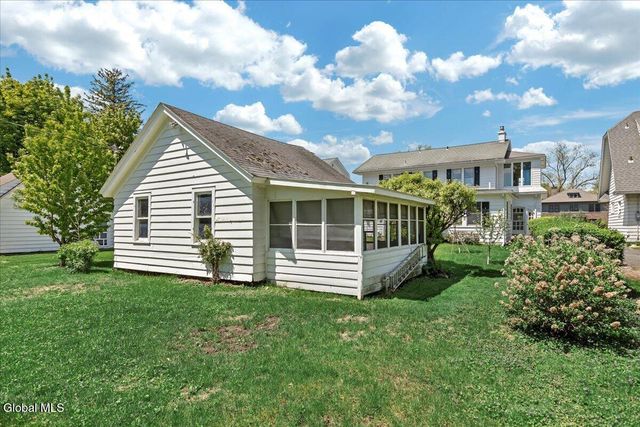 246 S Main Avenue, Albany, NY 12208