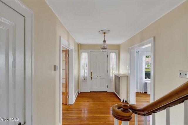 246 S Main Avenue, Albany, NY 12208