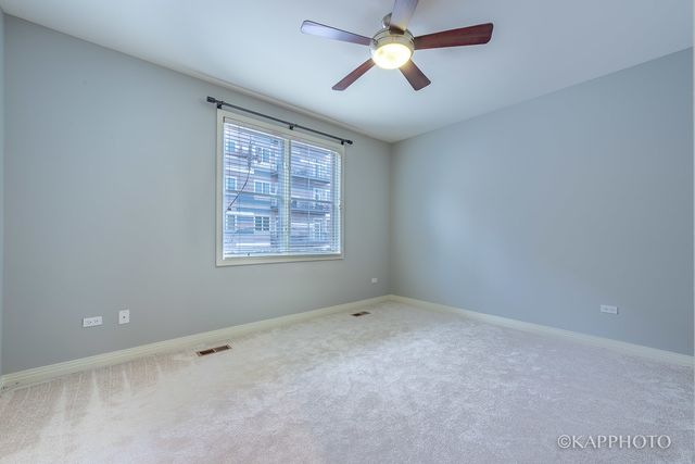 1117 W Monroe Street 15, Chicago, IL 60607