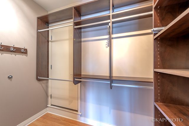 1117 W Monroe Street 15, Chicago, IL 60607