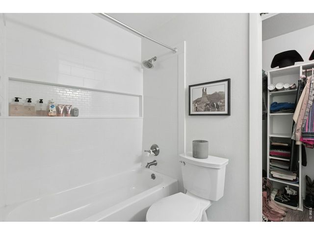 348 Collyer St 208, Longmont, CO 80501