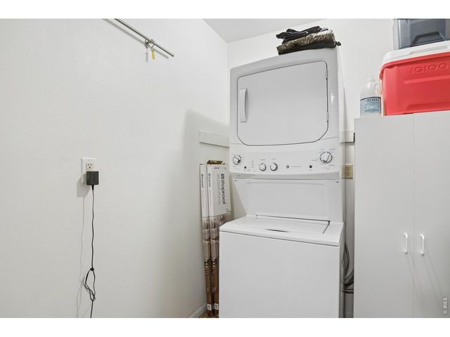348 Collyer St 208, Longmont, CO 80501