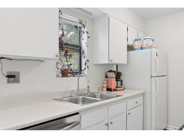 348 Collyer St 208, Longmont, CO 80501