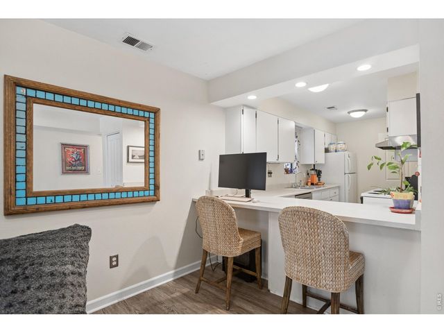 348 Collyer St 208, Longmont, CO 80501