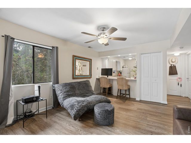348 Collyer St 208, Longmont, CO 80501