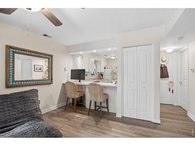 348 Collyer St 208, Longmont, CO 80501