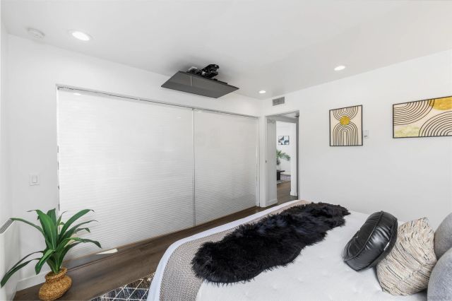 540 Hawthorn 1A, San Diego, CA 92101