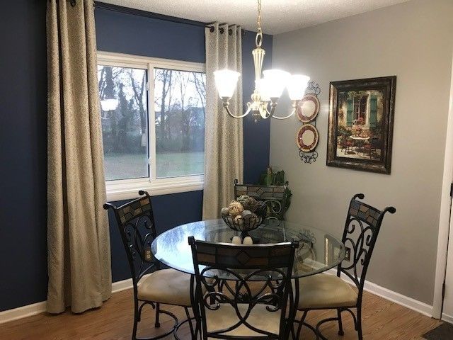 2075 Stonebrook Dr, Murfreesboro, TN 37128