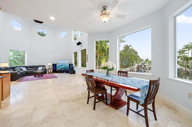 1121 Fairview Lane, Singer Island, FL 33404