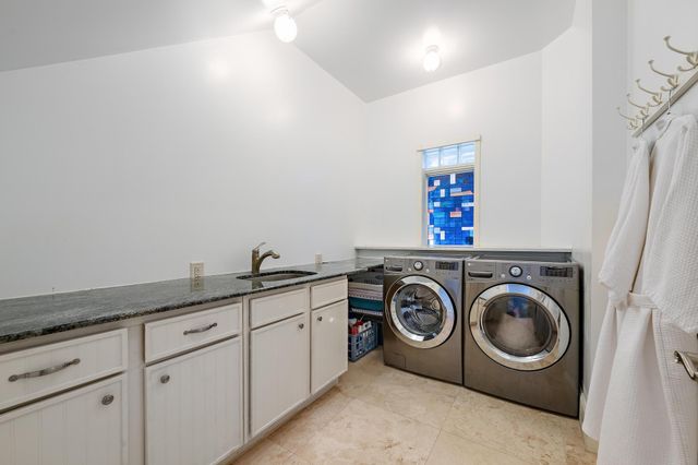 1121 Fairview Lane, Singer Island, FL 33404