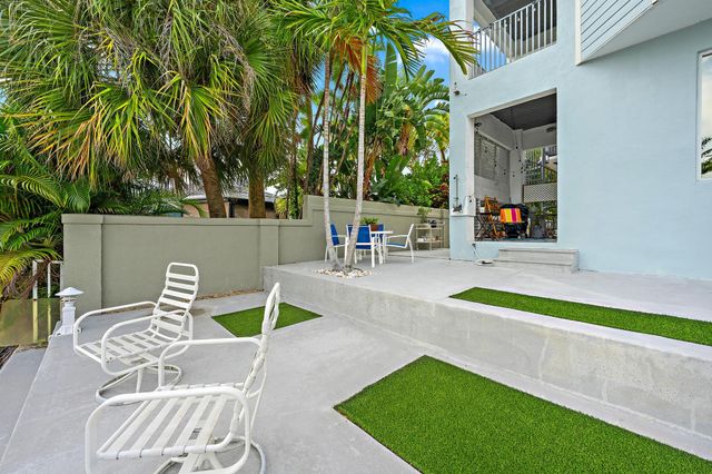 1121 Fairview Lane, Singer Island, FL 33404