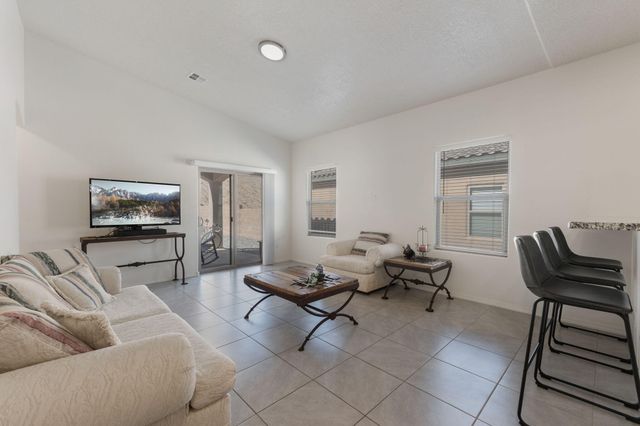 1825 Tesoro Loop NW, Los Lunas, NM 87031