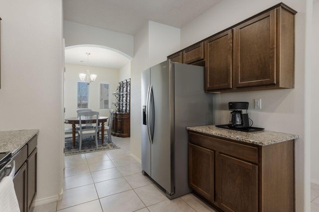 1825 Tesoro Loop NW, Los Lunas, NM 87031