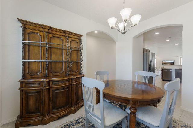 1825 Tesoro Loop NW, Los Lunas, NM 87031