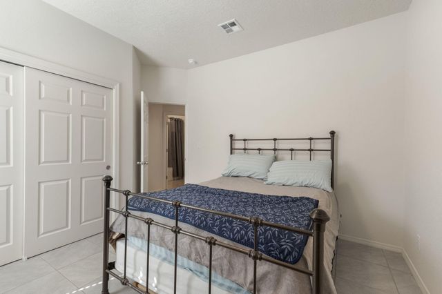 1825 Tesoro Loop NW, Los Lunas, NM 87031