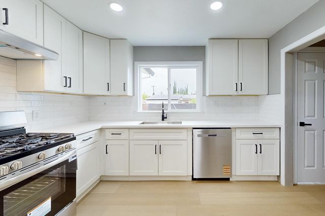 368 Pine Way, Yuba City, CA 95991