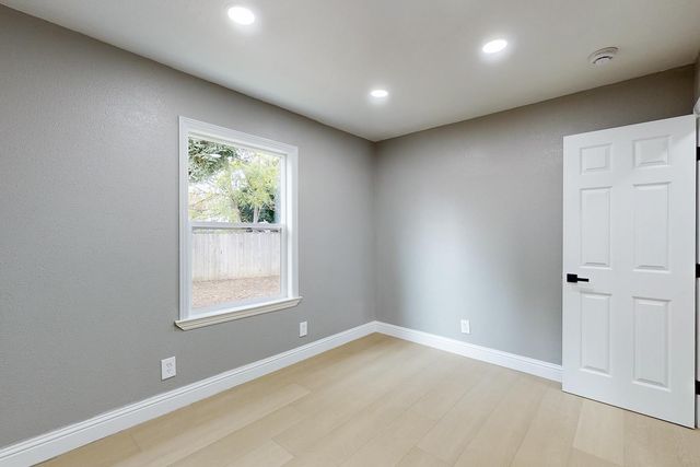 368 Pine Way, Yuba City, CA 95991