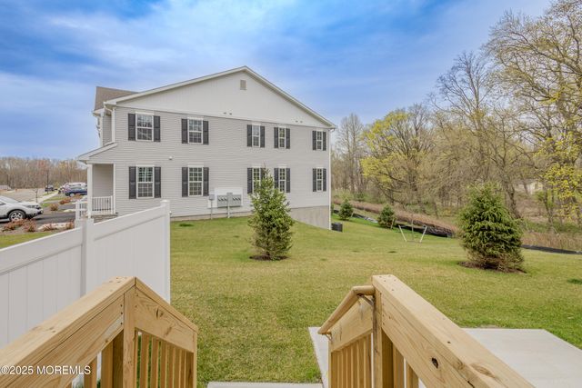 213 Harley Lane, Manalapan, NJ 07726