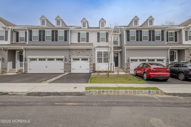213 Harley Lane, Manalapan, NJ 07726