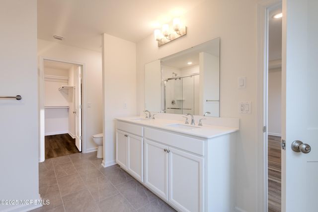 213 Harley Lane, Manalapan, NJ 07726