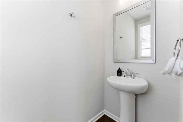 755 Dunlop Way, Atlanta, GA 30312