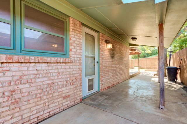 5403 8th Street, Lubbock, TX 79416