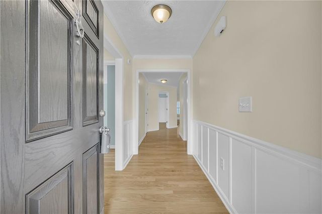 316 Lakeview Bend Circle, Jefferson, GA 30549