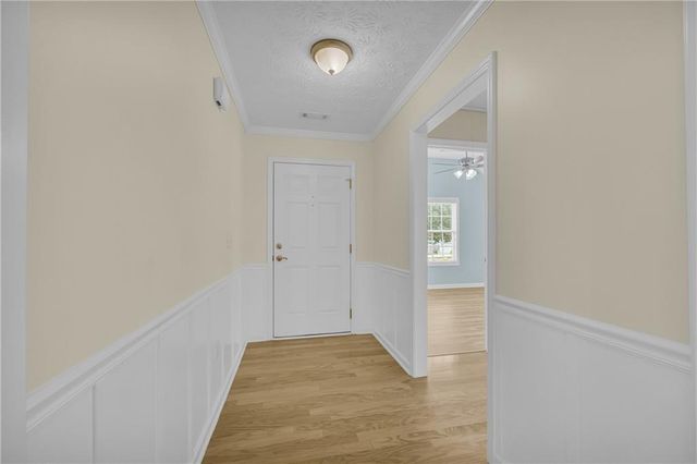 316 Lakeview Bend Circle, Jefferson, GA 30549