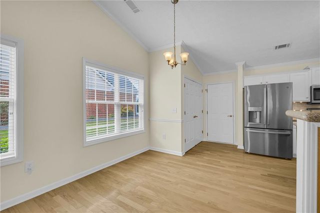 316 Lakeview Bend Circle, Jefferson, GA 30549
