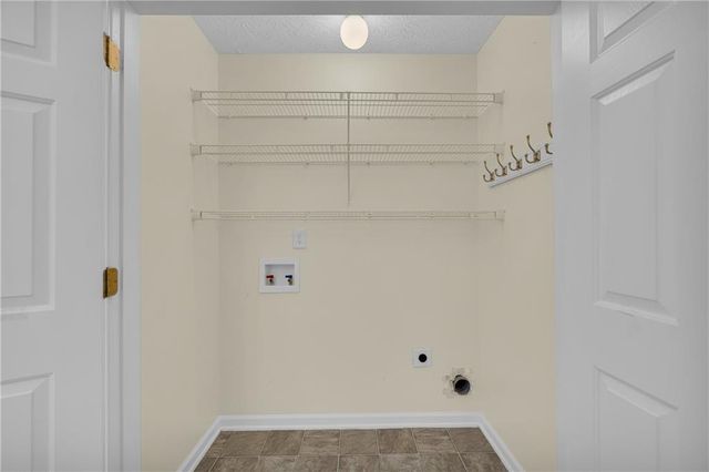 316 Lakeview Bend Circle, Jefferson, GA 30549
