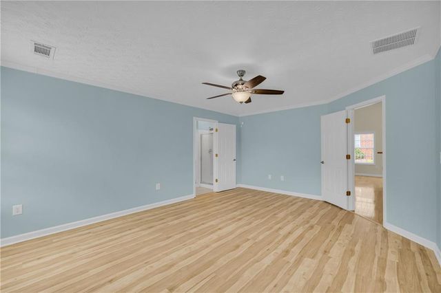 316 Lakeview Bend Circle, Jefferson, GA 30549