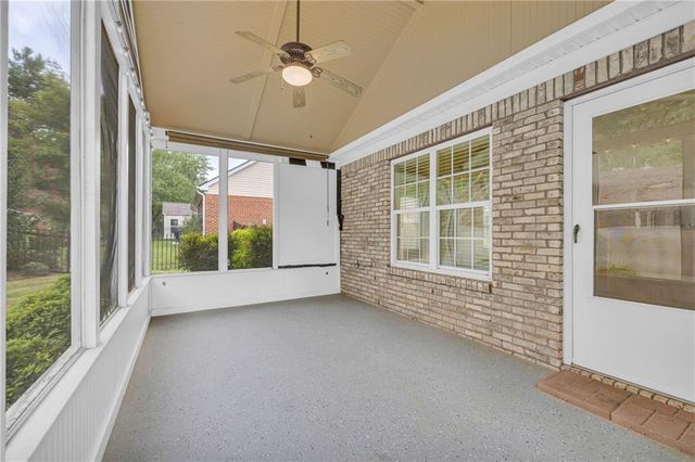 316 Lakeview Bend Circle, Jefferson, GA 30549