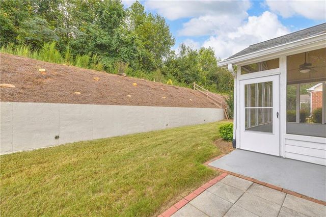 316 Lakeview Bend Circle, Jefferson, GA 30549