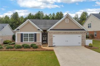 316 Lakeview Bend Circle, Jefferson, GA 30549