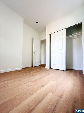 346-348 Woodside Avenue, Newark, NJ 07104