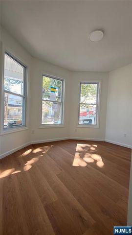 346-348 Woodside Avenue, Newark, NJ 07104